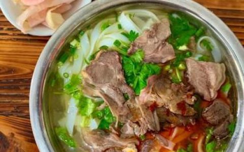 都匀景区美食排名前十(都匀绿茵湖景区)