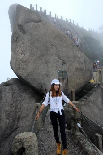 黄山天都峰图片(天都峰长什么样子)插图5