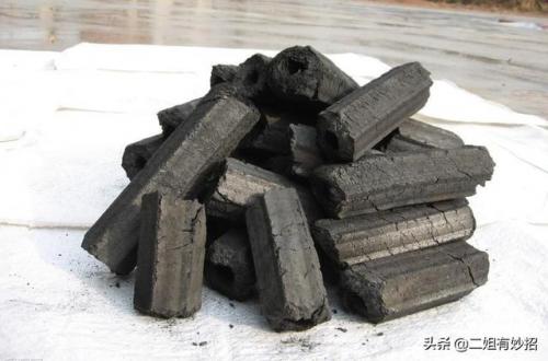 运动鞋怎么除臭(除鞋臭的10个小方法)插图