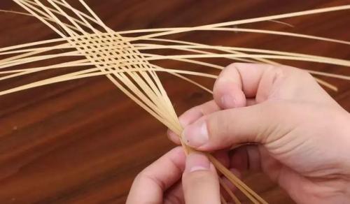 簪子怎么用(发簪的使用方法)插图15