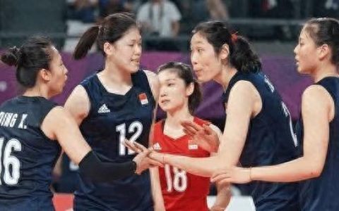 中国女排朱婷(朱婷工资每月多少人民币)