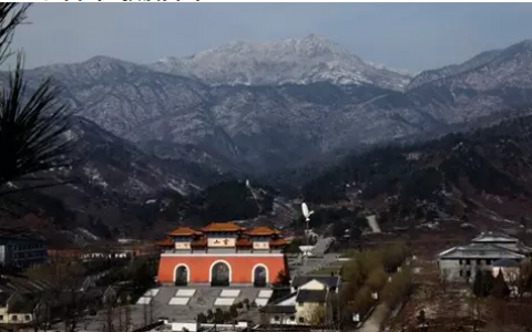 信阳寺庙道观排名前十(信阳市著名的寺庙有哪些)
