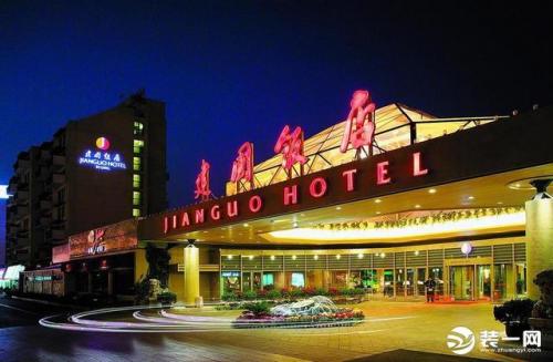 店面装修设计效果图(100种门面图片)插图6