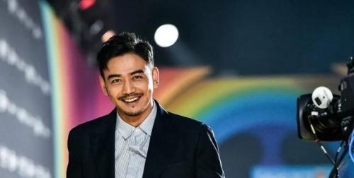 演员杨烁(杨烁个人资料简介及家世)插图