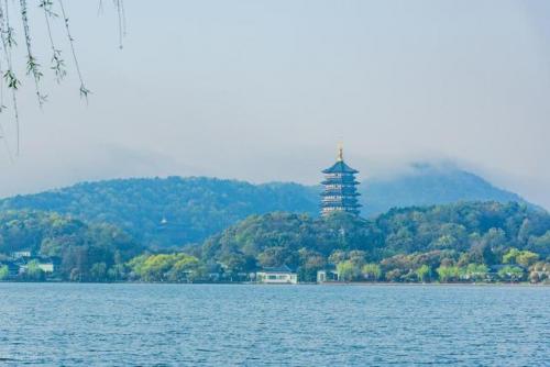 杭州排名前十的景点(杭州必游的景点推荐)插图