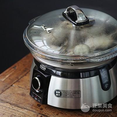 清蒸大闸蟹的做法步骤(大闸蟹的正确蒸法)插图4
