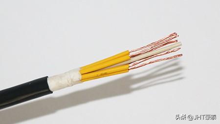 电源线规格(电脑电源线直径几毫米)插图1