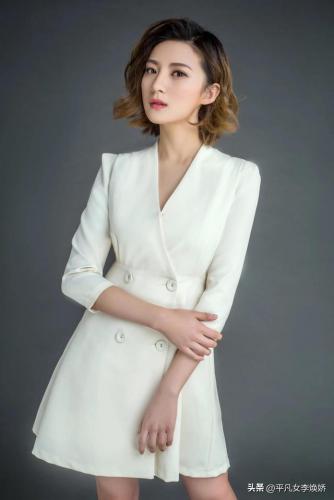 全国央视女主播排名前十(颜值最高的央视女主播)插图8