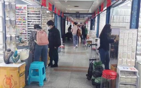 义乌小饰品批发市场(义乌1688批发网)