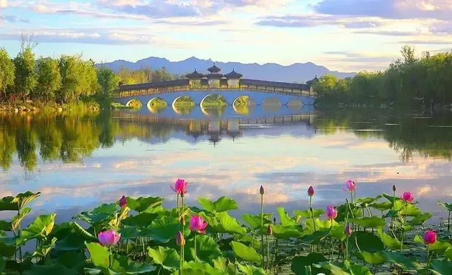 关于山的诗(关于山的诗句)插图2