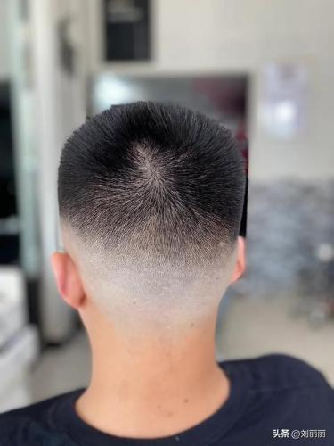 世界美男发型排名前十(古风高冷美男发型)插图11