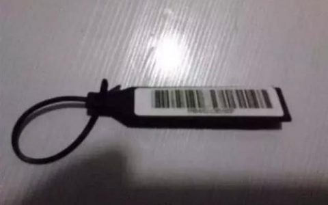 汽车钥匙扣(抖音上最火的钥匙扣)