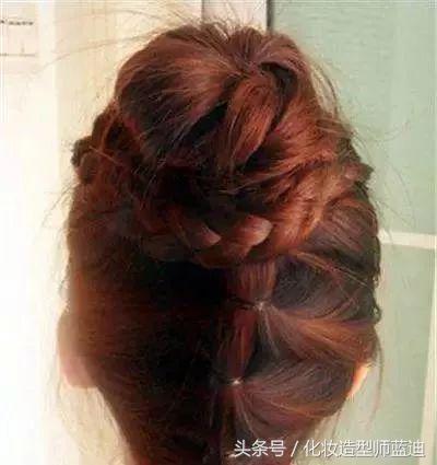 花苞头扎法步骤(盘发图解)插图11