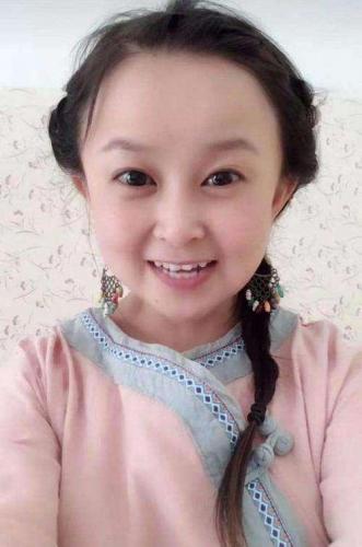 袖珍人朱洁(袖珍人和侏儒人的区别)插图