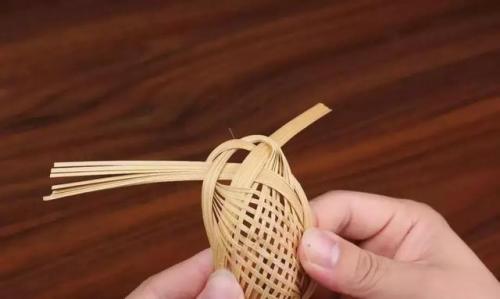 簪子怎么用(发簪的使用方法)插图35
