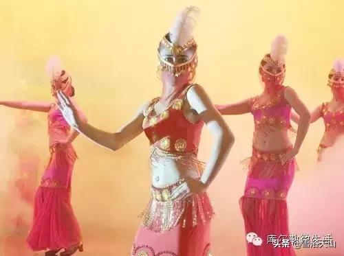新疆歌曲大全(新疆舞音乐播放)插图5