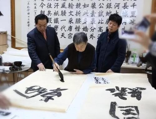 中国儒雅作家排名前十(世界公认十大文学家)插图26