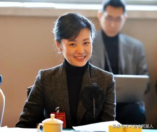 搜索排名前十的女主播(排名前十的女主播)插图7