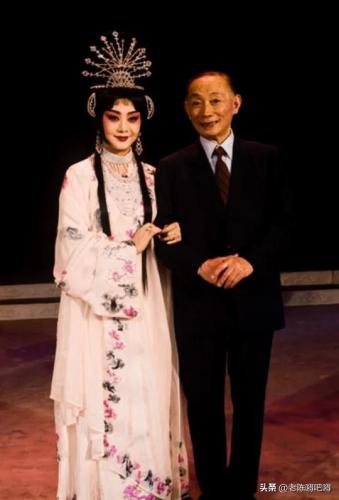 贵妃醉酒李玉刚(新贵妃醉酒版权在哪个平台)插图3