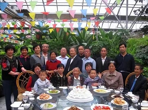 开2元店要投资多少钱(想开2元店投资多少钱)插图9