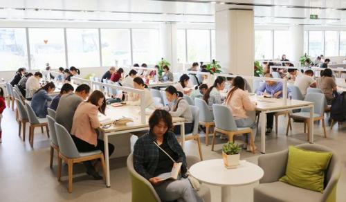 南京图书馆(南京图书馆办借书证要什么)插图5