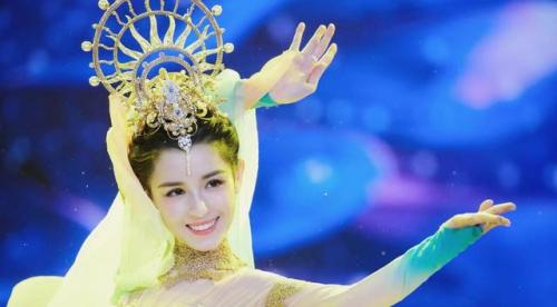 维吾尔族美女(维吾尔族美女嫁汉族人吗)插图7