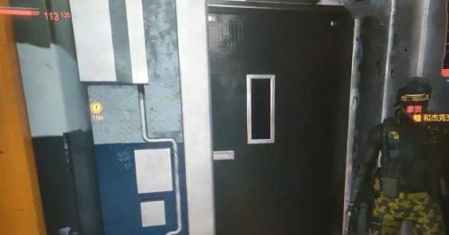 赛博朋克2077拿货和杰克交谈进不去怎么办(赛博朋克拿货和杰克见面)插图2