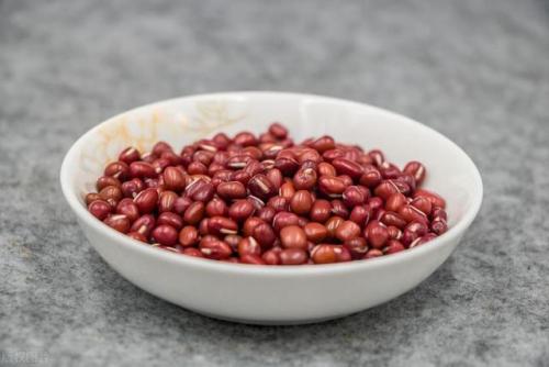 赤豆是什么(赤豆是不是红豆)插图