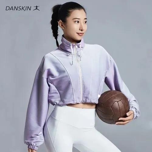 国际排名前十的衣服(世界牌子衣服十大排名)插图32
