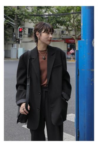 网上买西服(西服在哪买)插图