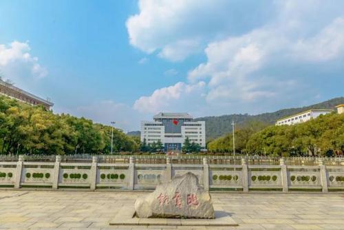 中南大学图书馆(中南大学)插图