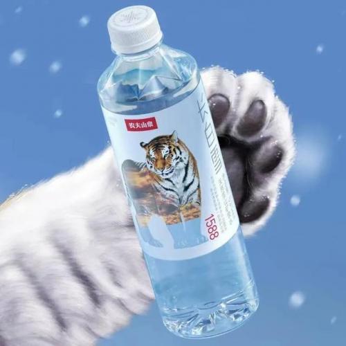 农夫山泉广告(农夫山泉广告词)插图