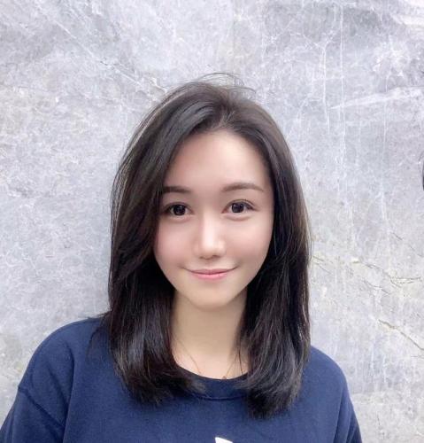 颧骨高适合什么发型(菱形脸怎么扎头发好看)插图4