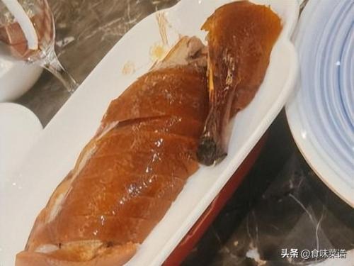 北京烤鸭哪里好吃(全聚德烤鸭多少钱一只)插图14