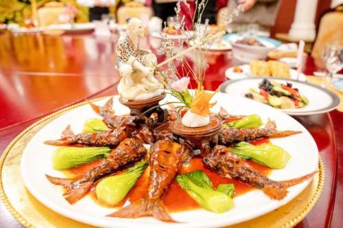 鲅鱼圈火锅排名前十(鲅鱼圈十大自助餐)插图