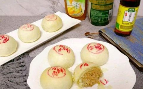 榨菜鲜肉月饼(月饼生产设备一套多少钱)