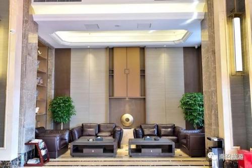 南召大型酒店排名前十(南阳五星级酒店)插图9