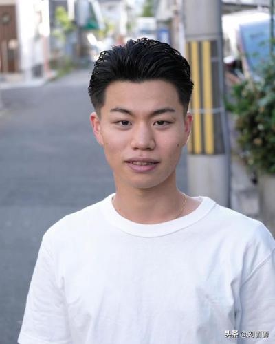 世界美男发型排名前十(古风高冷美男发型)插图7