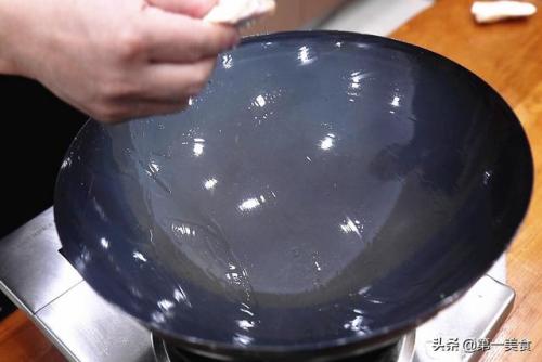 不生锈的铁锅(口碑最好的不粘铁锅)插图8