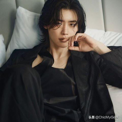 韩国潮男排名前十(韩国最流行的发型男生)插图12