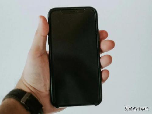 黑屏死机(电脑卡着卡着就黑屏了)插图3