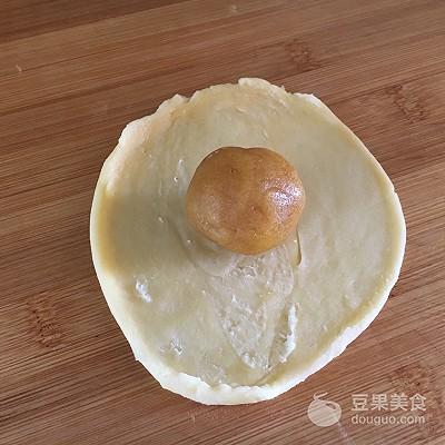 潮式月饼(不同地域的月饼特色)插图8