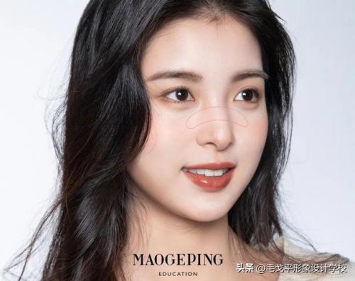 新手化妆技巧(怎样化妆好看又简单初学者)插图23