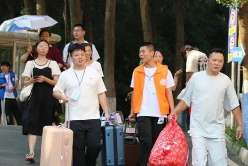 湖北生态工程职业技术学院(湖北生态工程职业技术学院宿舍)插图