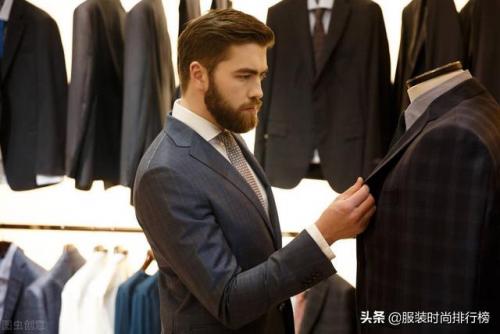 厂家男士衣服排名前十(男士保暖内衣前十排名)插图