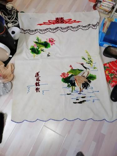 刺绣门帘(民国晚期绣花丝绸刺绣大门帘全图)插图1
