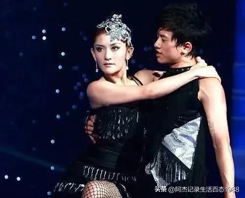 张杰2010演唱会(张杰世界巡回演唱会)插图2