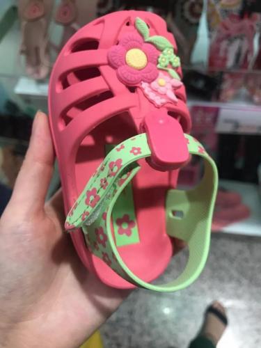 儿童凉鞋牌子排名前十(小孩凉鞋十大品牌)插图12
