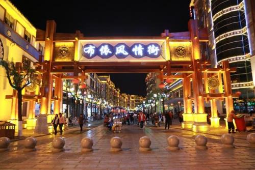 罗平烧烤景点排名前十(罗平美食一条街的位置)插图