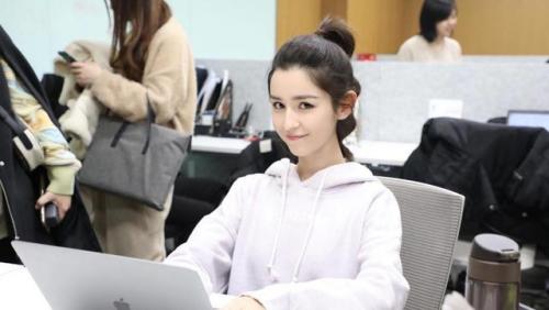 维吾尔族美女(维吾尔族美女嫁汉族人吗)插图8
